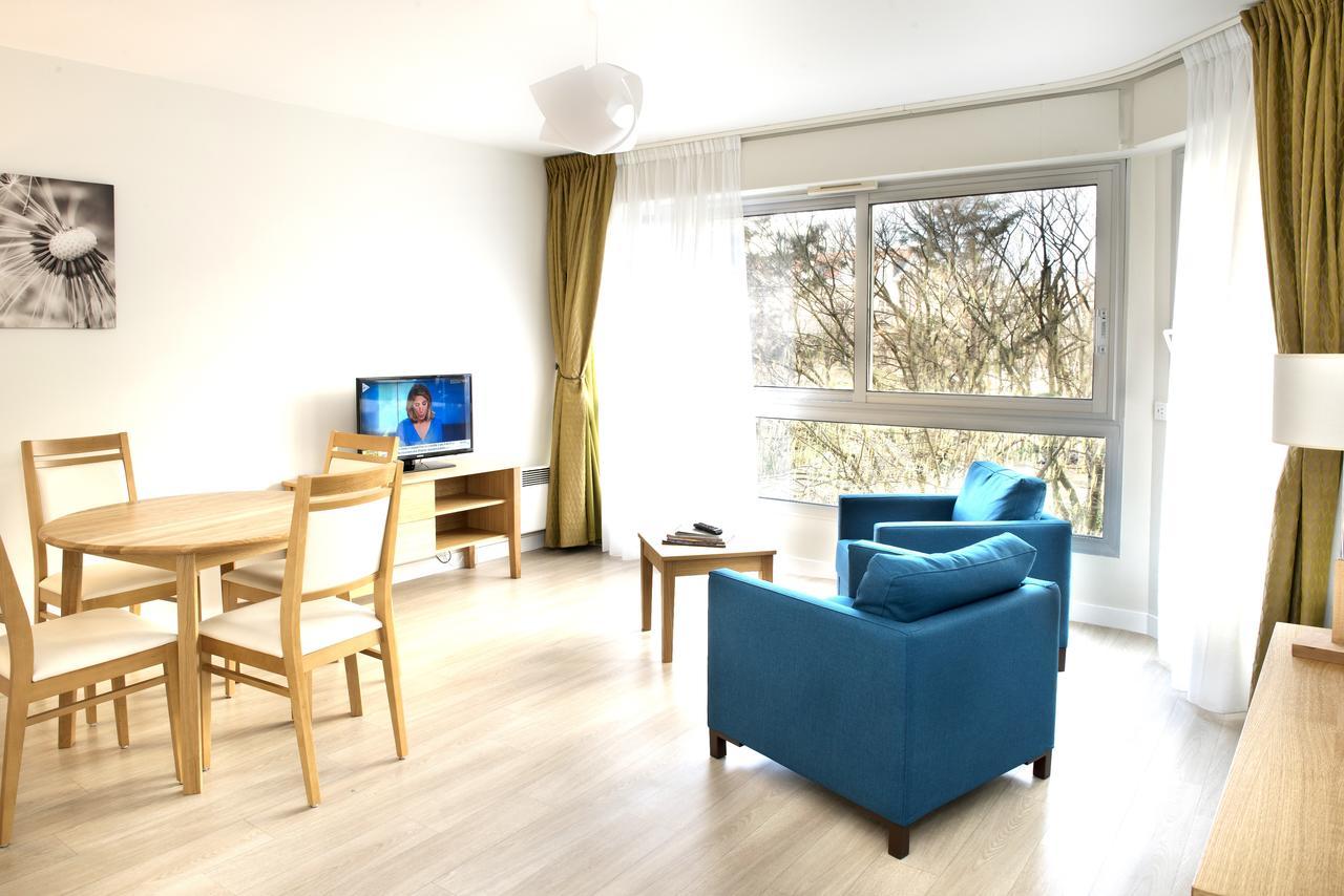 Aparthotel Domitys Paris Plaisance Esterno foto